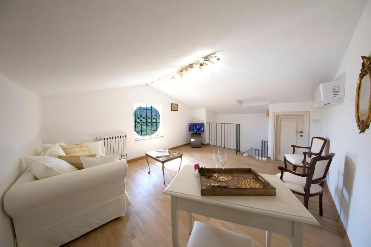 Podere Le Volte Country House La Mita チヴィテッラ・イン・ヴァル・ディ・キアーナ エクステリア 写真
